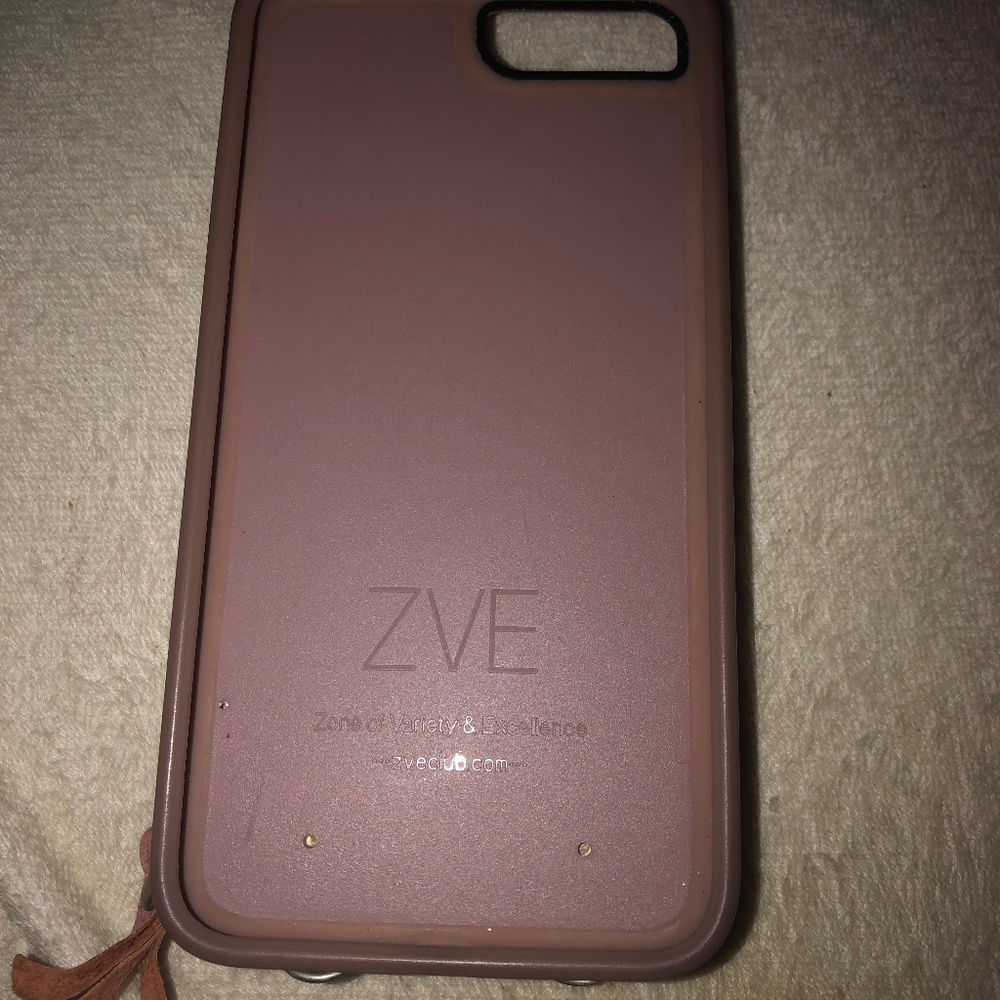 Wallet phone case  only fits iPhone 8 plus